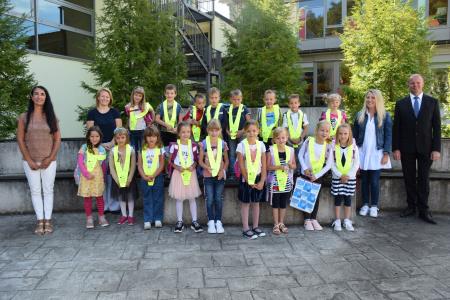 1. b OŠ Polhov Gradec